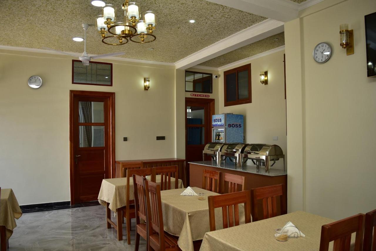 Hancol Hotel Додома Екстериор снимка