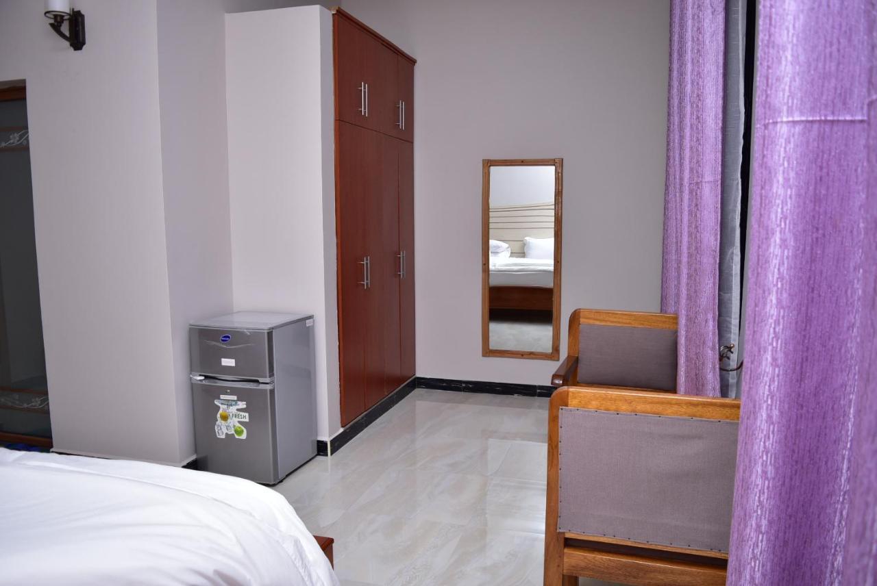 Hancol Hotel Додома Екстериор снимка